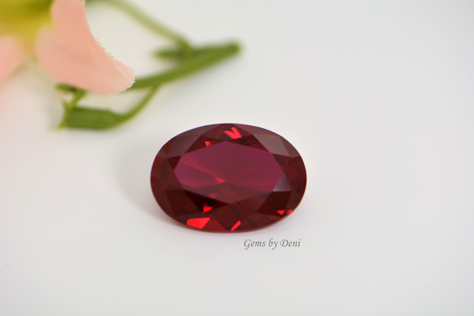 Lab-Created Ruby Oval Shape Corundum (5×3 to 25x20mm)