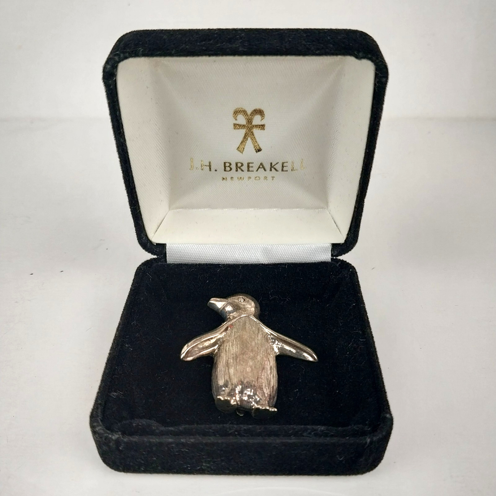 Vtg J H Breakell & Co Sterling 925 Penguin Brooch Retired Pin in Box 15g – RARE!
