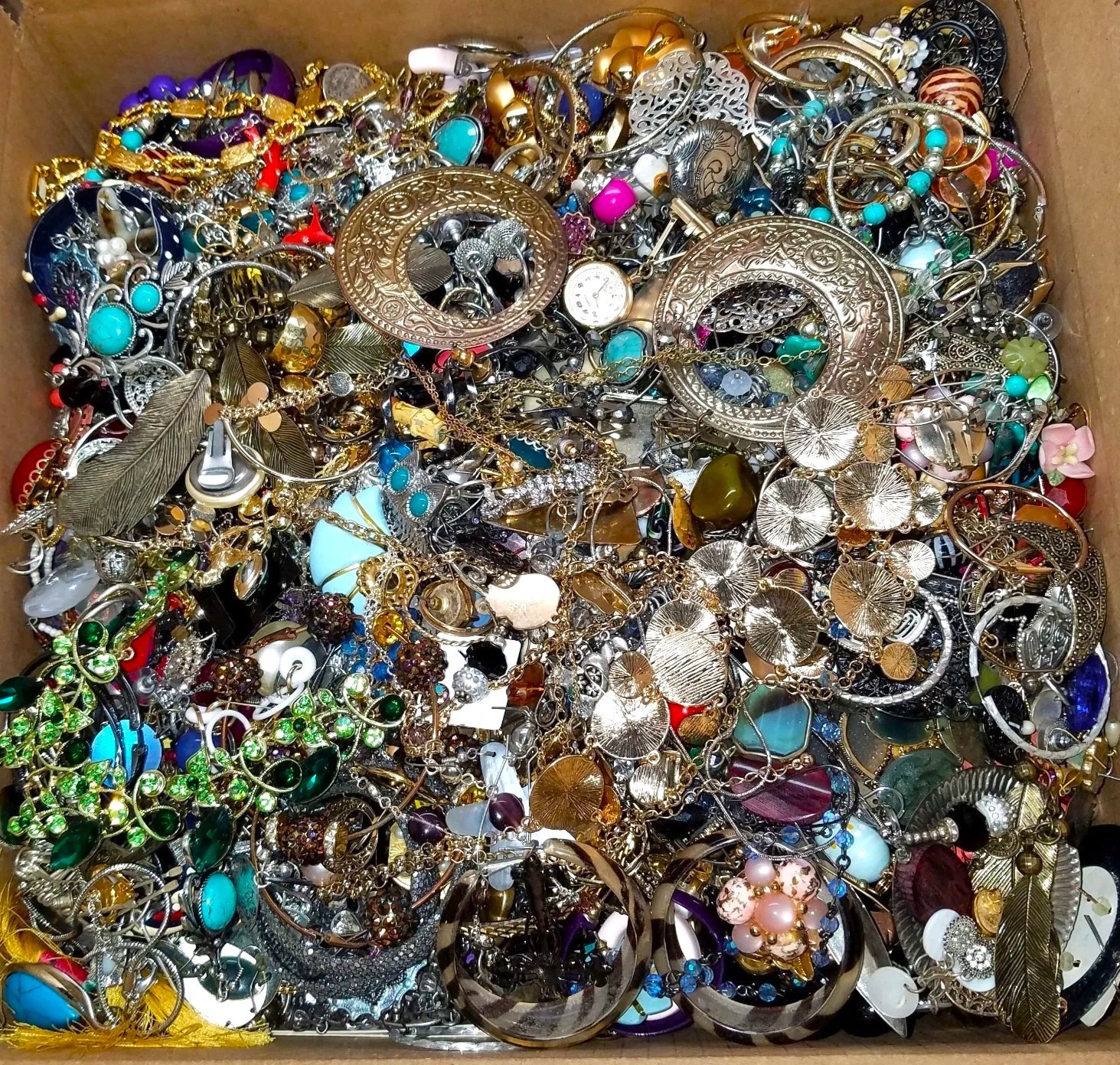 Tangled Jewelry Lot 3 Lbs Unsorted Unsearched Vintage & Modern Junk & Resale