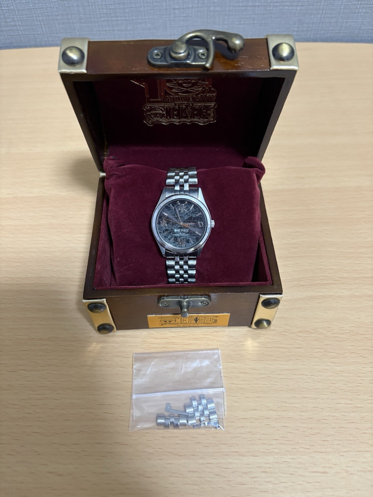 SEIKO One Piece 10th Anniversary Limited Watch Golden Pose with Box