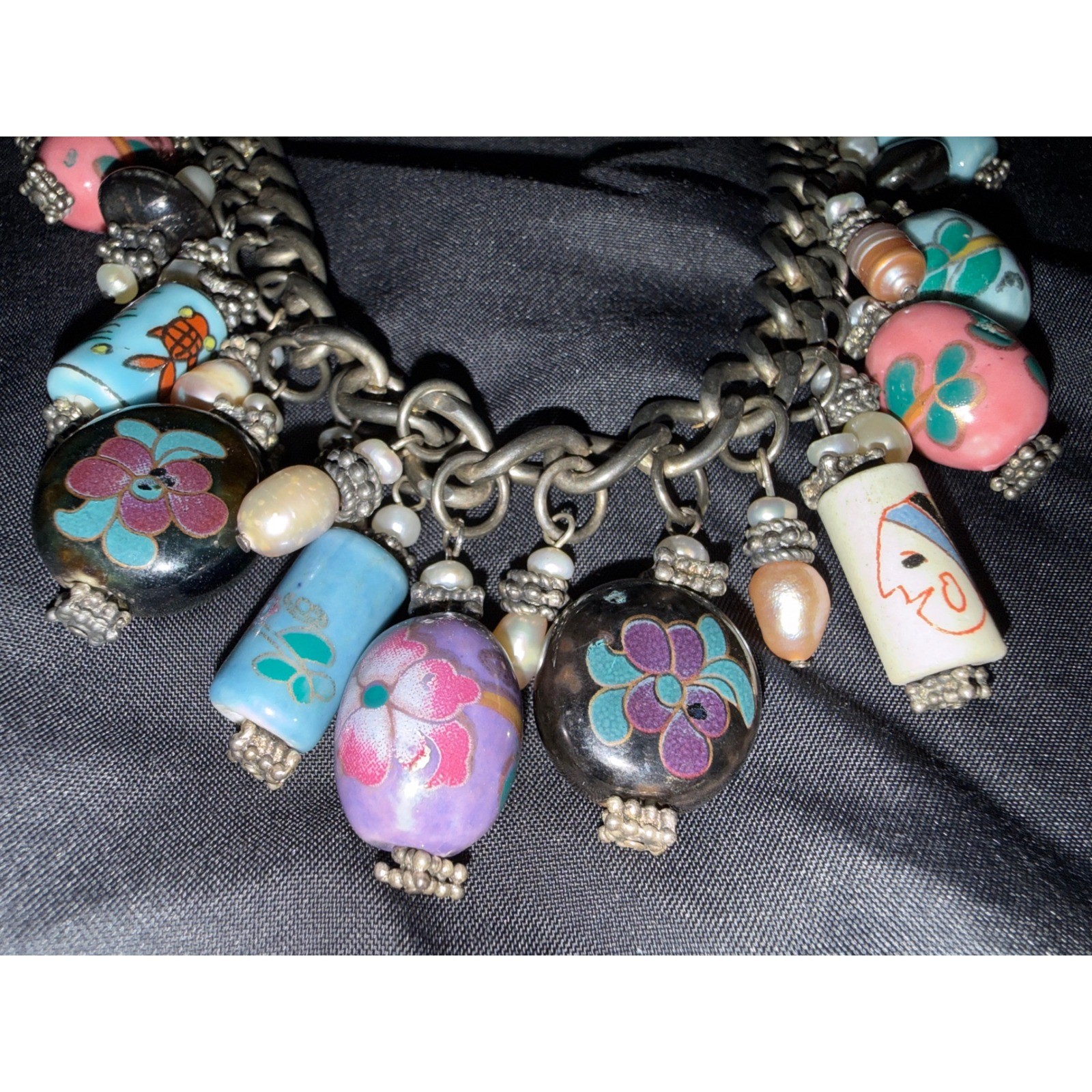 Vintage Hand Painted Ceramic Bead Pearl Charm Necklace Silver Tone 18in