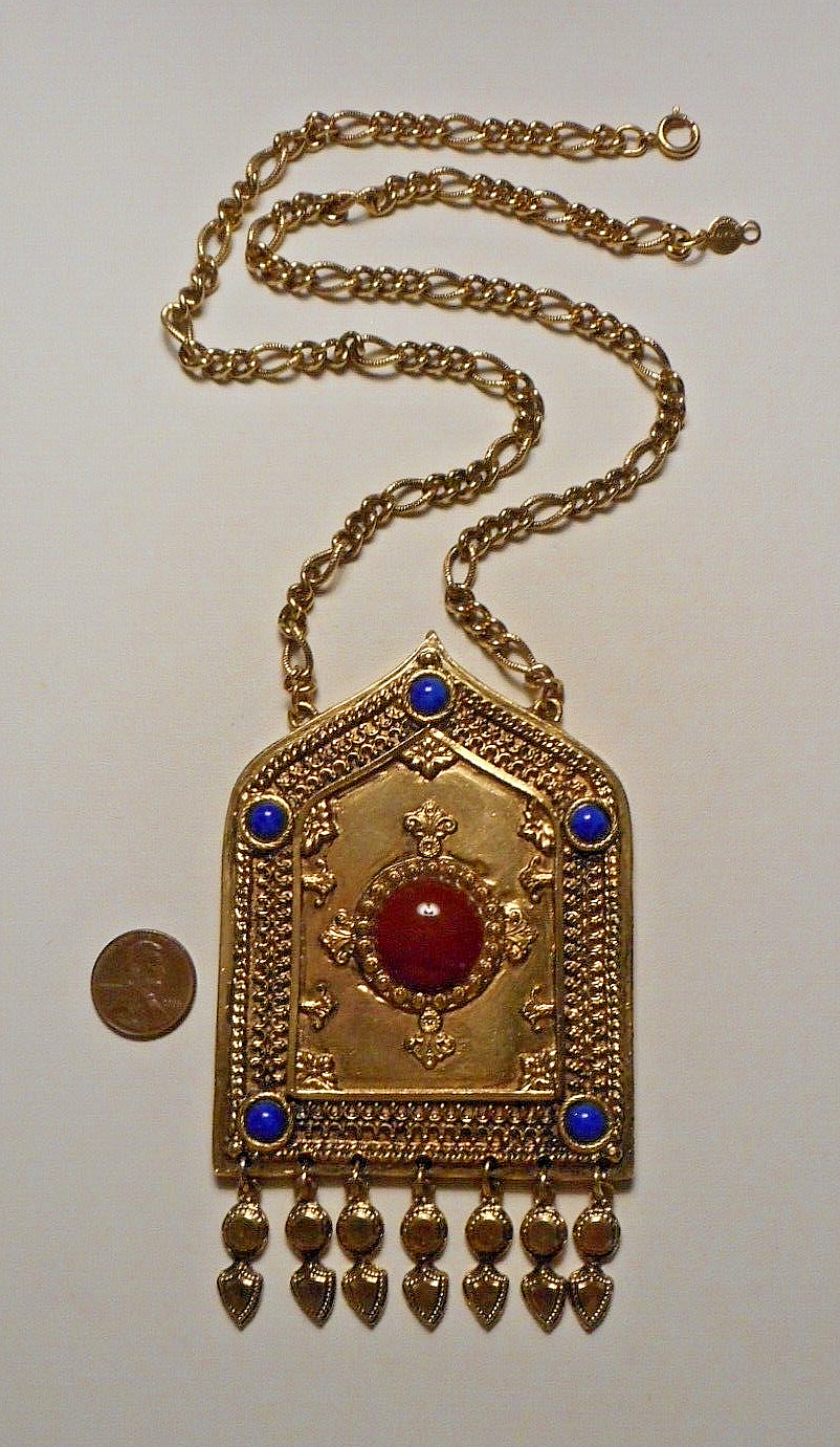 Accessocraft NYC Large Ethnic Cabochon Jeweled Pendant Necklace w Side Chains