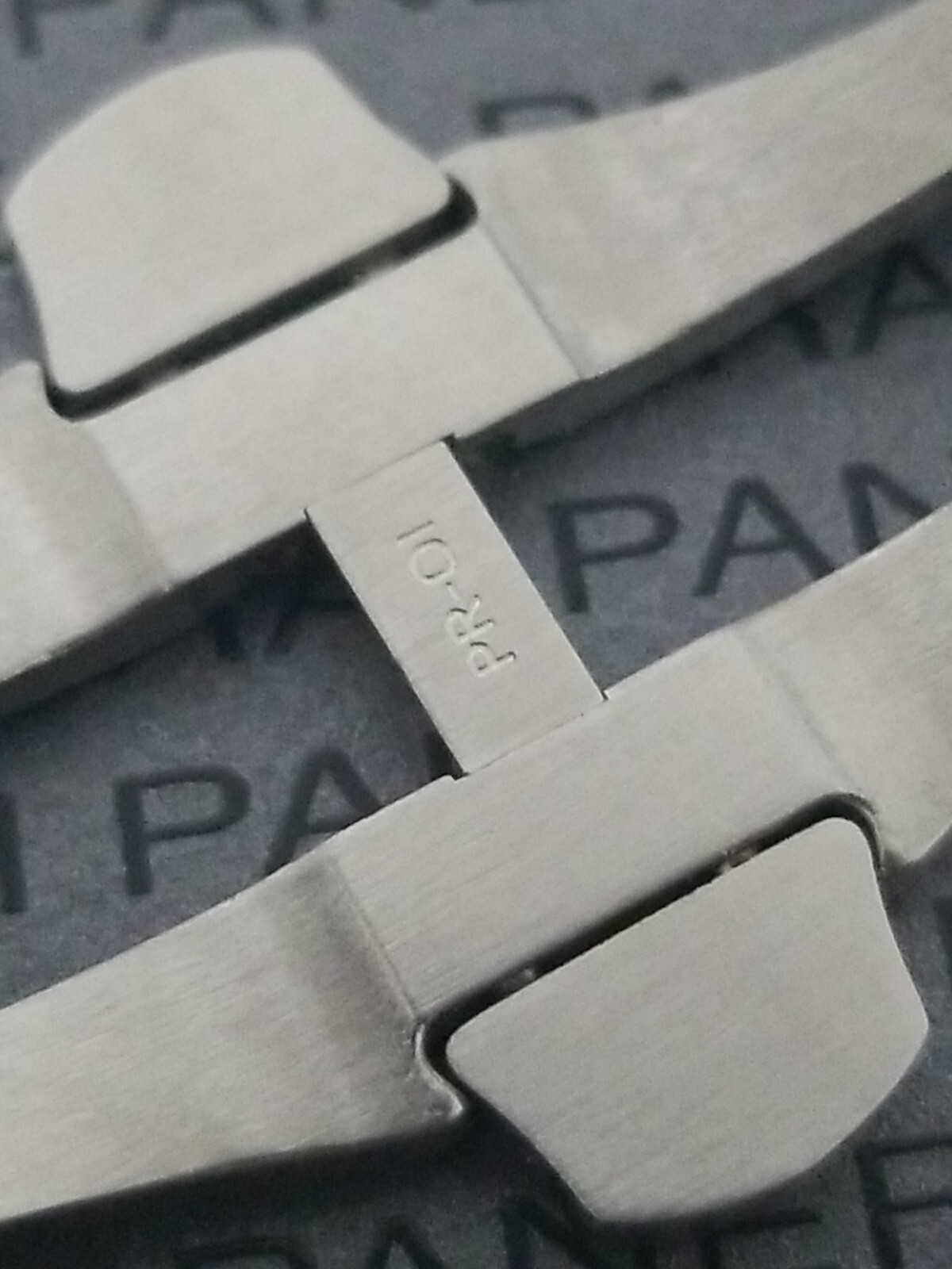 PANERAI OEM 22MM FOLDING DEPLOYMENT BDR BUCKLE BRUSHED STEEL PAV00634