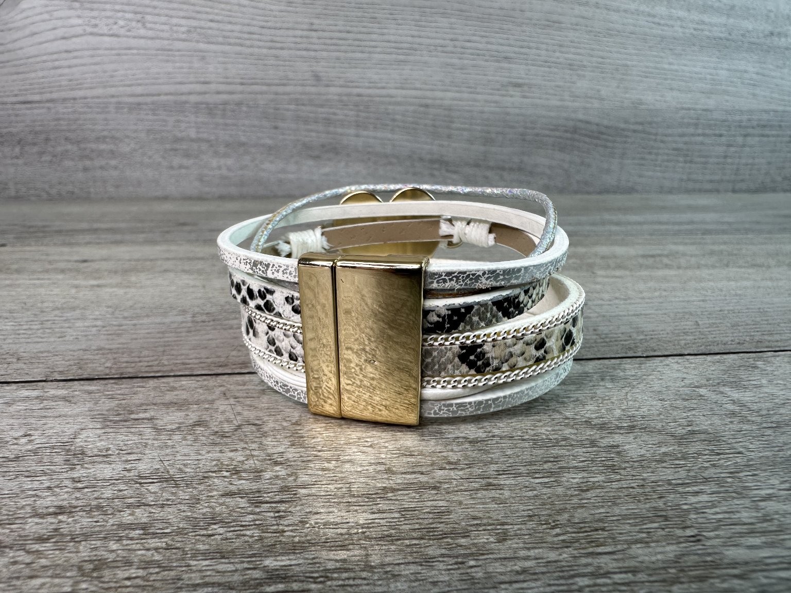 Layered Wrap Bracelet White Snakeskin Faux Leather Pearl Heart Charm 7.5″ Length