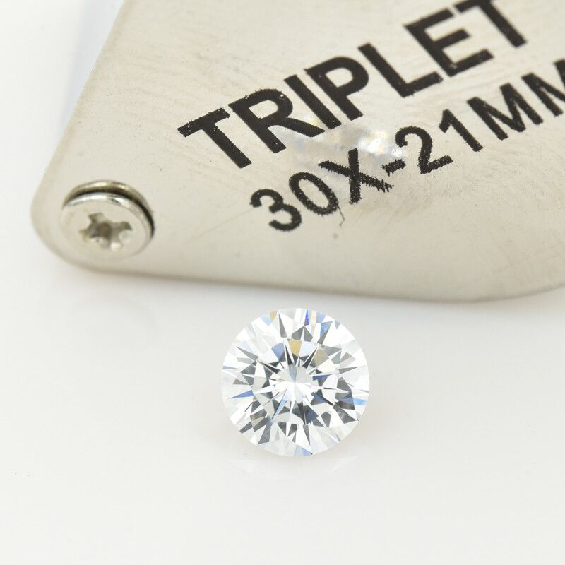 7.5mm 1.5ct Round White VVS1 Excellent Quality Moissanite With Certificate
