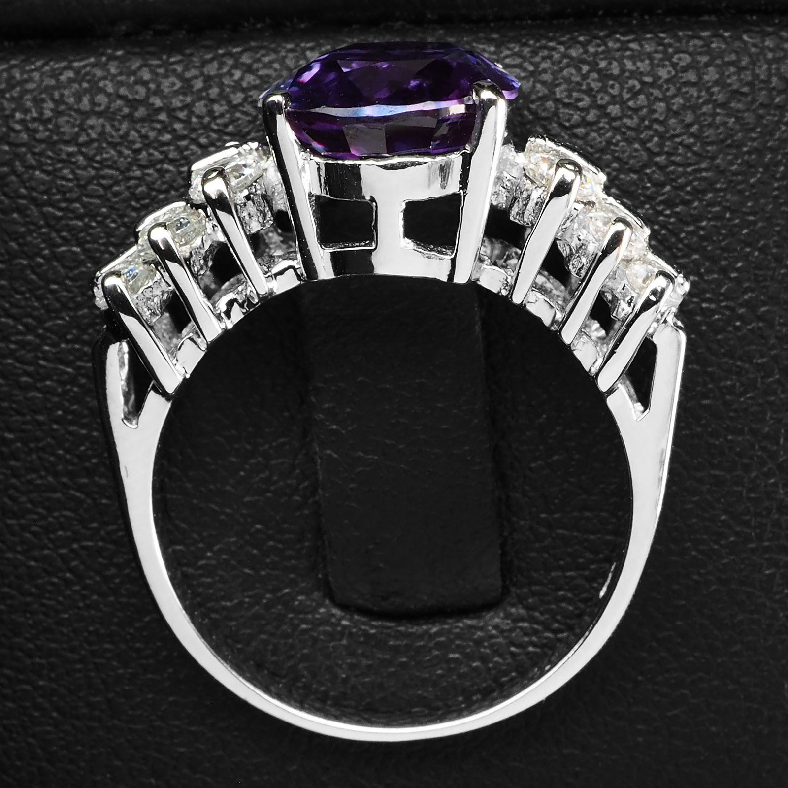 Opulent Color Change Alexandrite 5.70Ct 925 Sterling Silver White Gold Rings