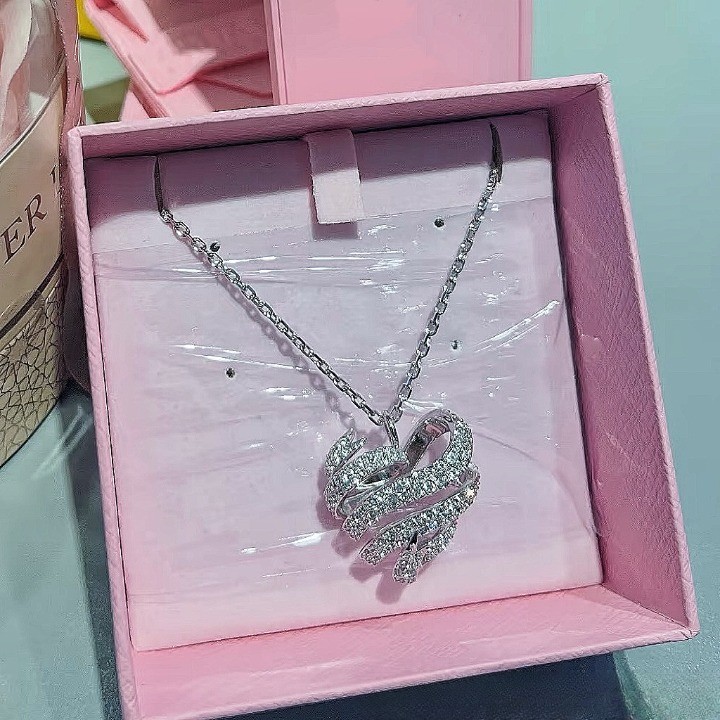 Swarovski Crystal Volta Ribbon Heart Necklace Bracelet Earrings Set