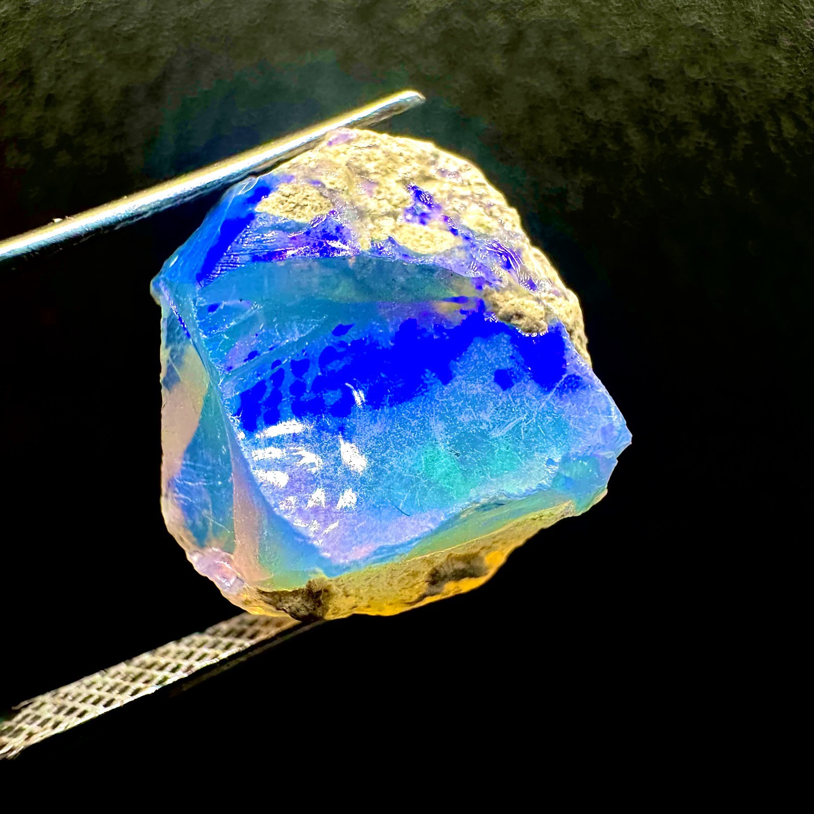 7.35 CTS Natural Ethiopian Opal Rough, Crystal Raw Welo Fire Opal Rough Gemstone