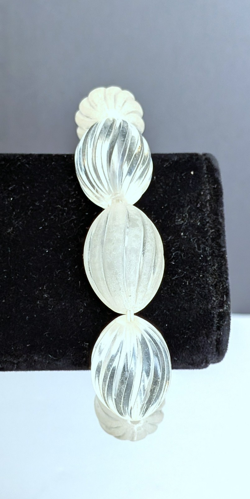 Vintage Lucite Acrylic Clear & Frosted Bead Stretch Bracelet