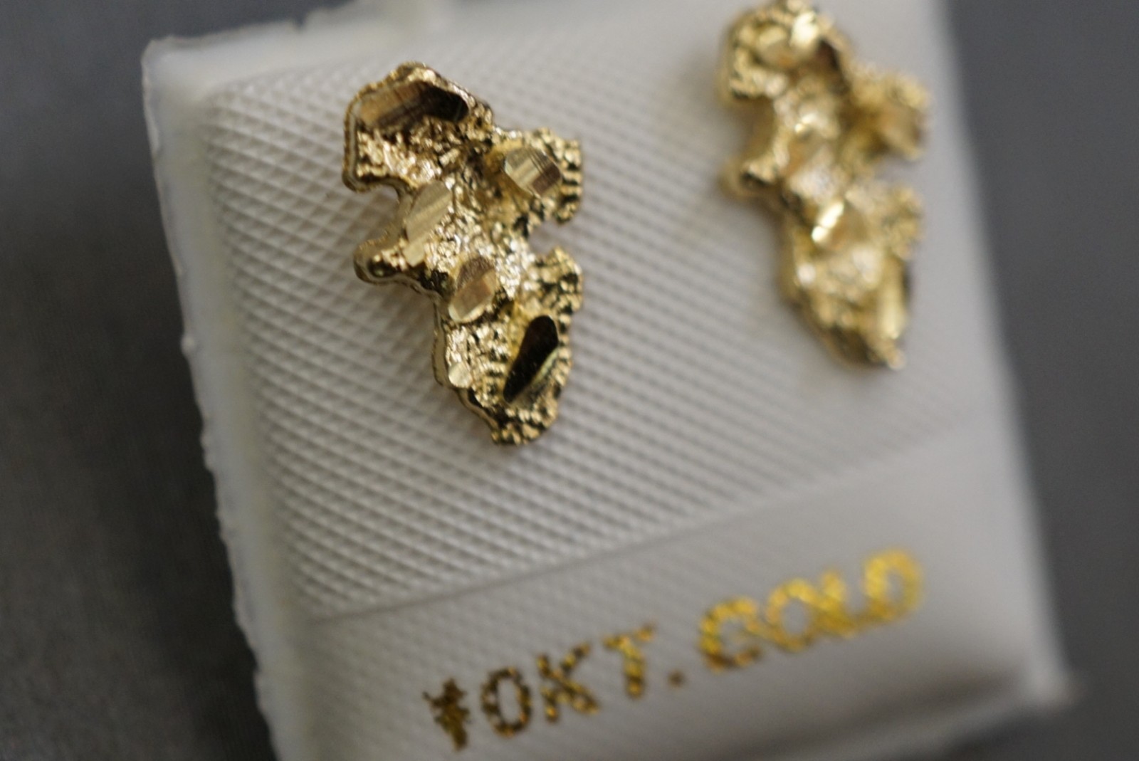 10K Solid Yellow Gold Men Women Children Diamond Cut Nugget Stud Earrings