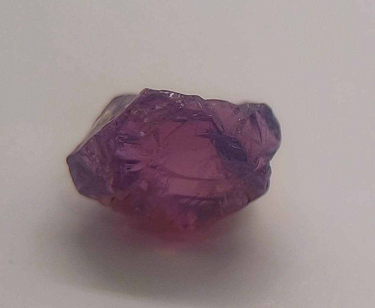 NATURAL AUSTRALIAN Spinel Fancy Vivid Lavander Purple 2.11ct Tasmanian Rough Gem