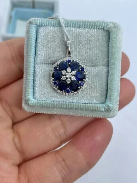 Gorgeous Flower Fancy Pendant Round Cut Simulated Diamond 14K White Gold Plated