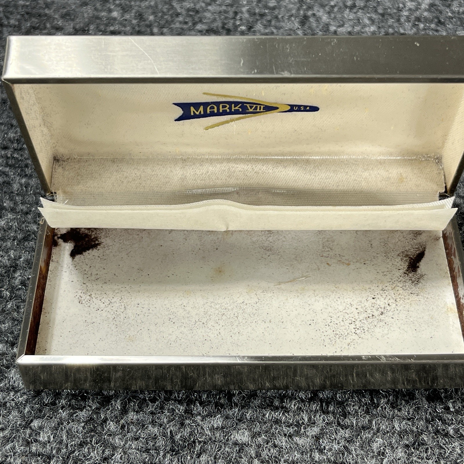 Vintage Mark VII Silver ID 7″ Bracelet BLANK Made in USA Heart Hearts Identity