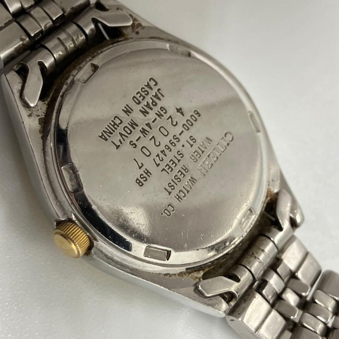 Excellent condition, fully functional CITIZEN quartz wristwatch, day-date, two-t