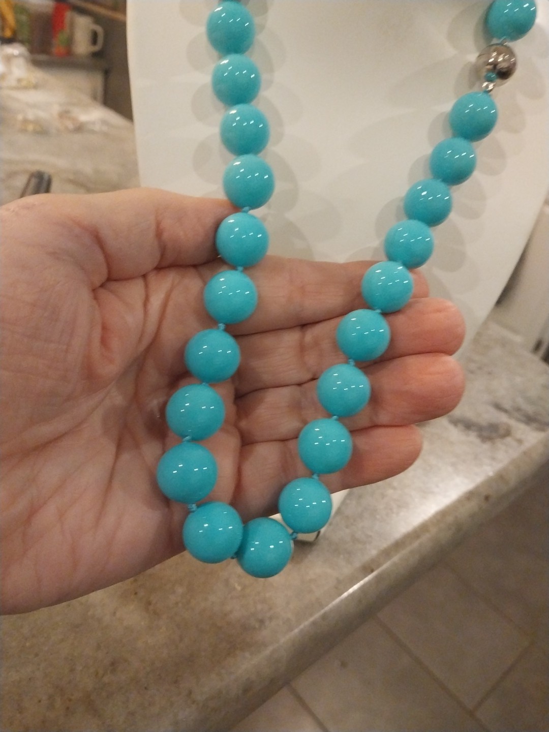Sleeping Beauty Color Shell Pearl Necklace (20′”)w/magClasp/silvrtne, 330.00 Ct