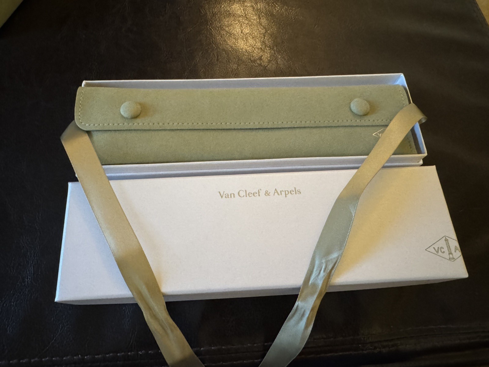 Van Cleef & Arpels Bracelet Travel Pouch Storage Suede w/Box