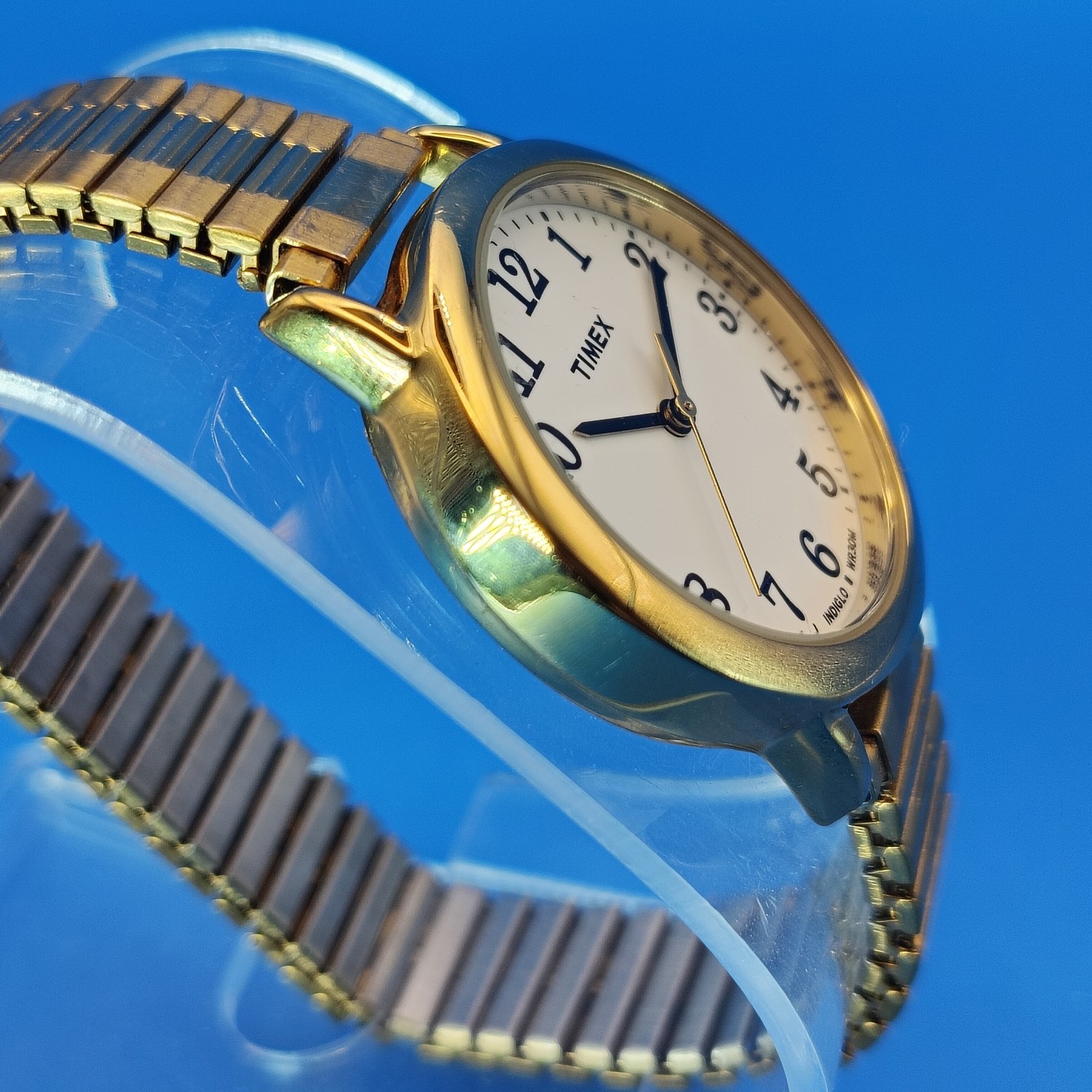 Vintage 2015 Timex Easy Reader Indiglo 30mm Women’s Quartz Dress Watch Near Mint