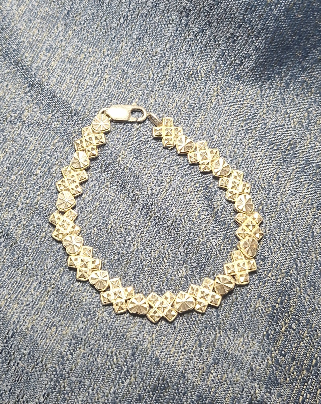 Stunning Beverly Hills Sterling Silver Diamond Cut Xoxo Bracelet (Signed) 7 In.