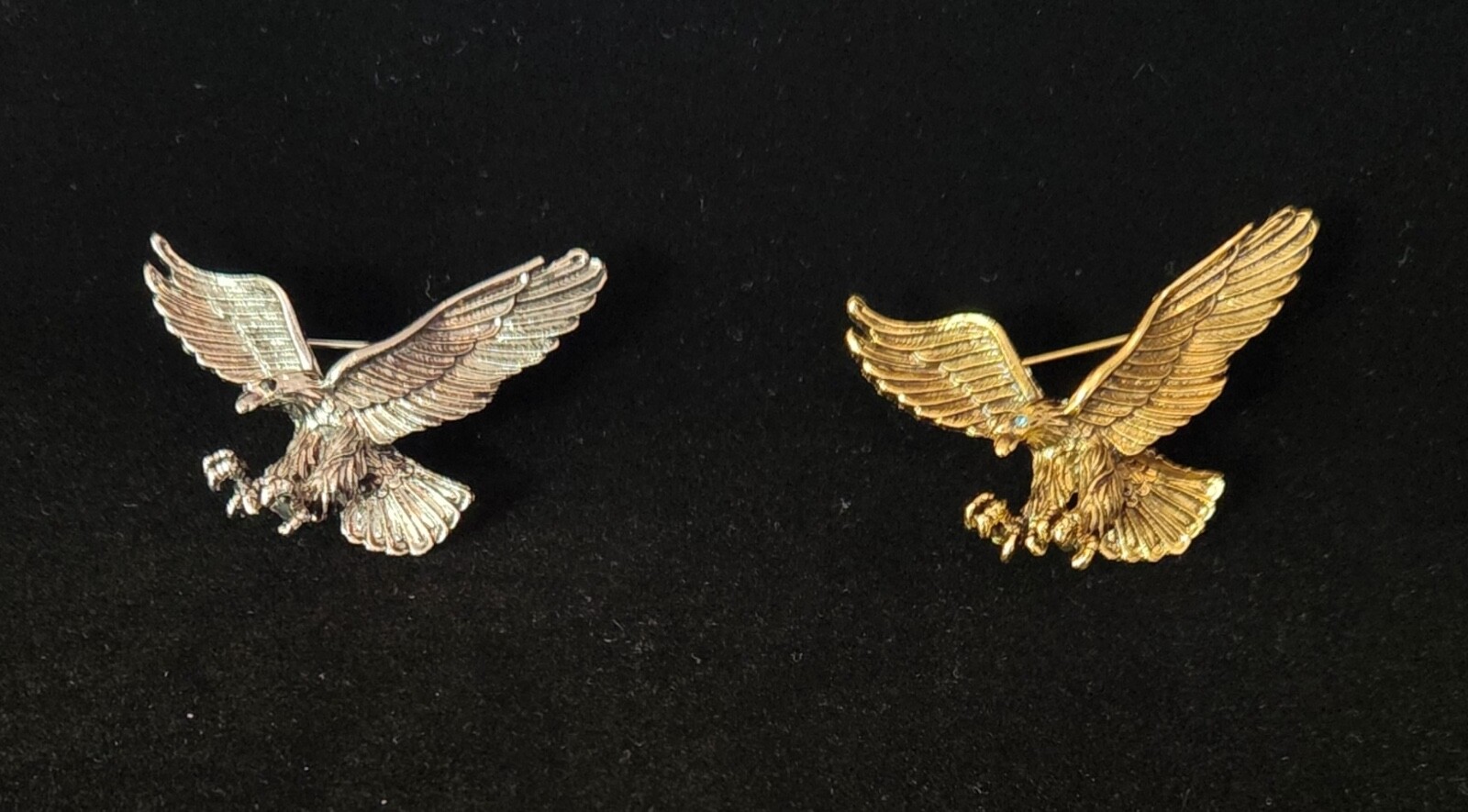 PATRIOTIC EAGLE BROOCH RHINESTONE EYES for MALE/FEMALE CHOICE OF SILVER or GOLD