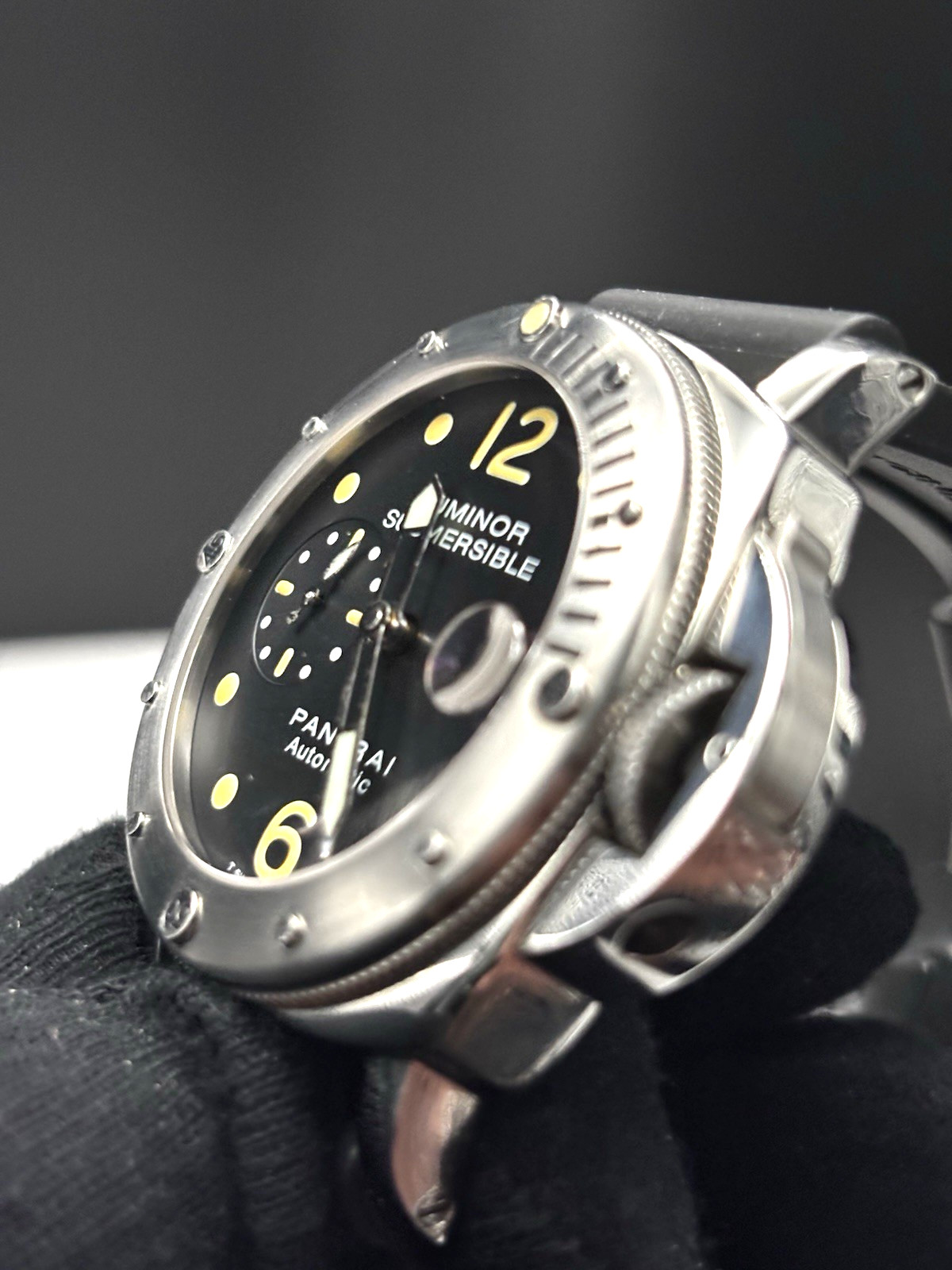 Panerai Luminor Submersible Men’s 44mm Diver Black Dial Watch – PAM00024