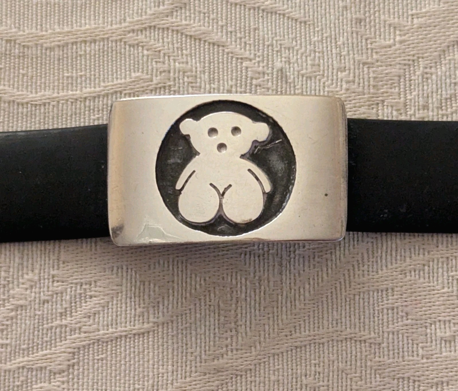 TOUS Sterling Silver 925 Bear Black Rubber Bracelet J. Comes Clasp