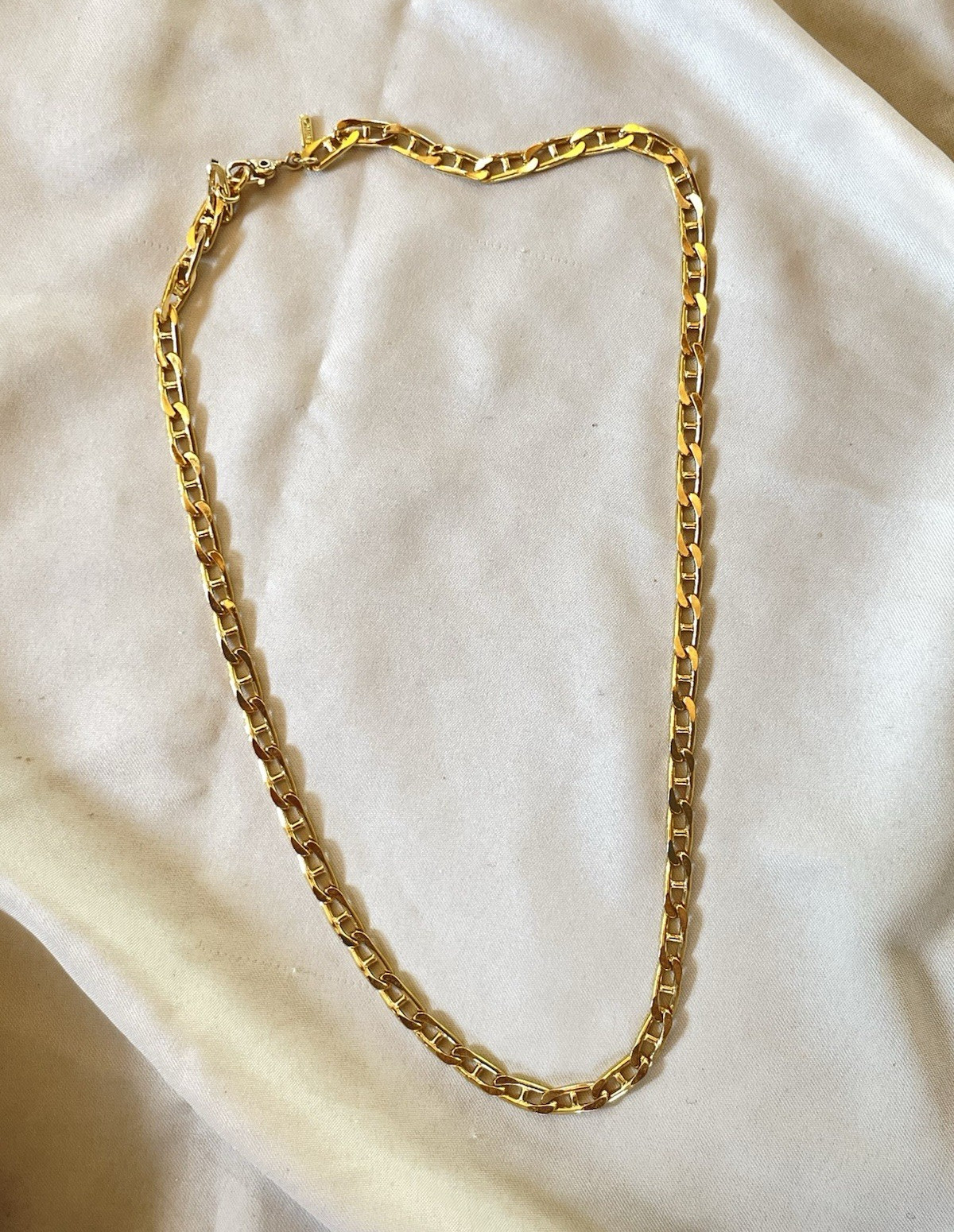 Vintage Monet Signed Gold Tone Mariner Link Chain Necklace Lobster Clasp