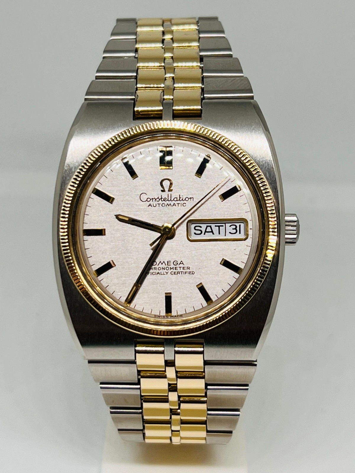Vintage Omega Constellation Chronometer C-Shape Automatic Men’s Wristwatch