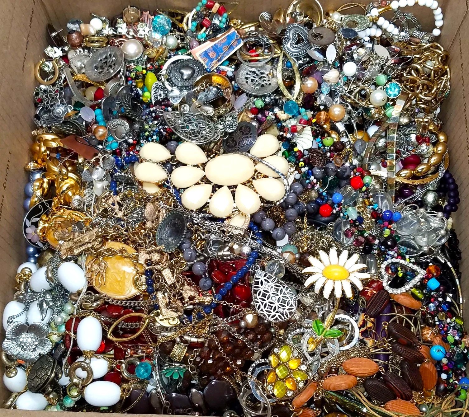 20 BIG POUNDS LBS Jewelry Lot Vintage Mod Junk Craft & Good Resell Tangled In