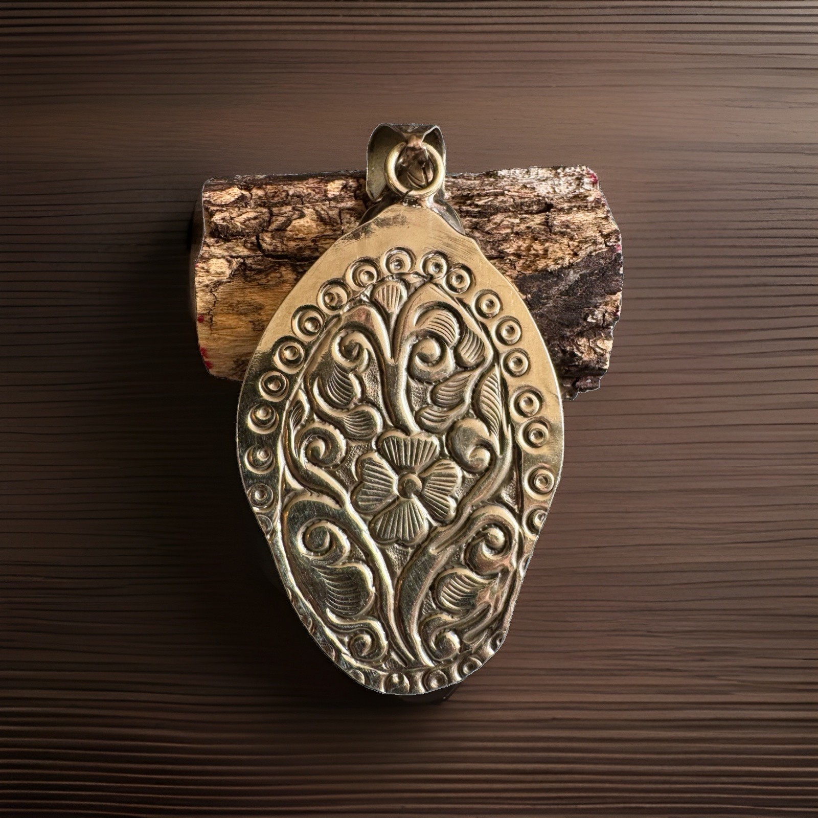 Hand Carved Bone Pendant,Horse Face Art,Floral Carving Back,Turquoise,Silver 32g