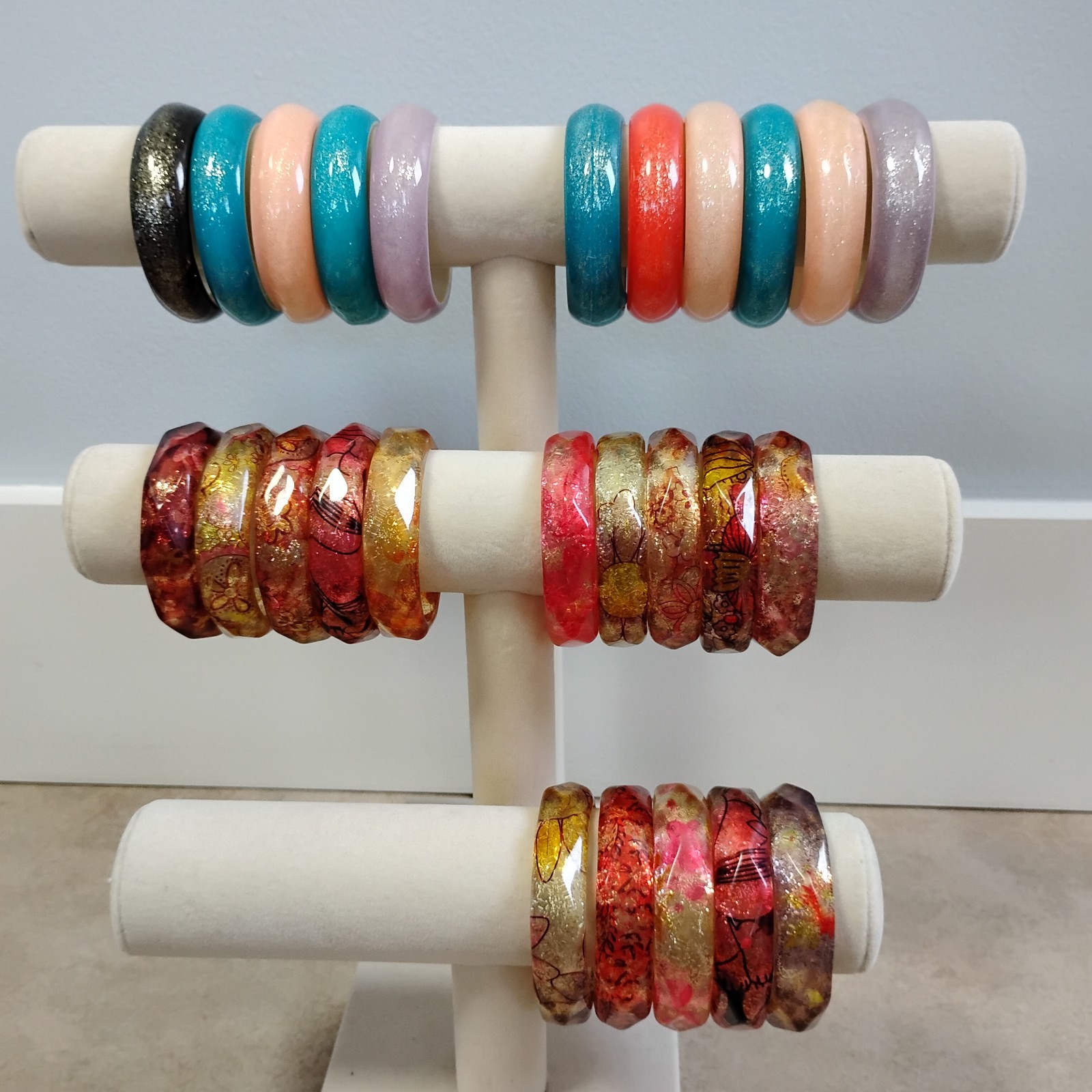 Vintage Lot Sz 6-6.5 Small Wrist Glitter 26 Bracelets Plastic Bangle Girls Teen