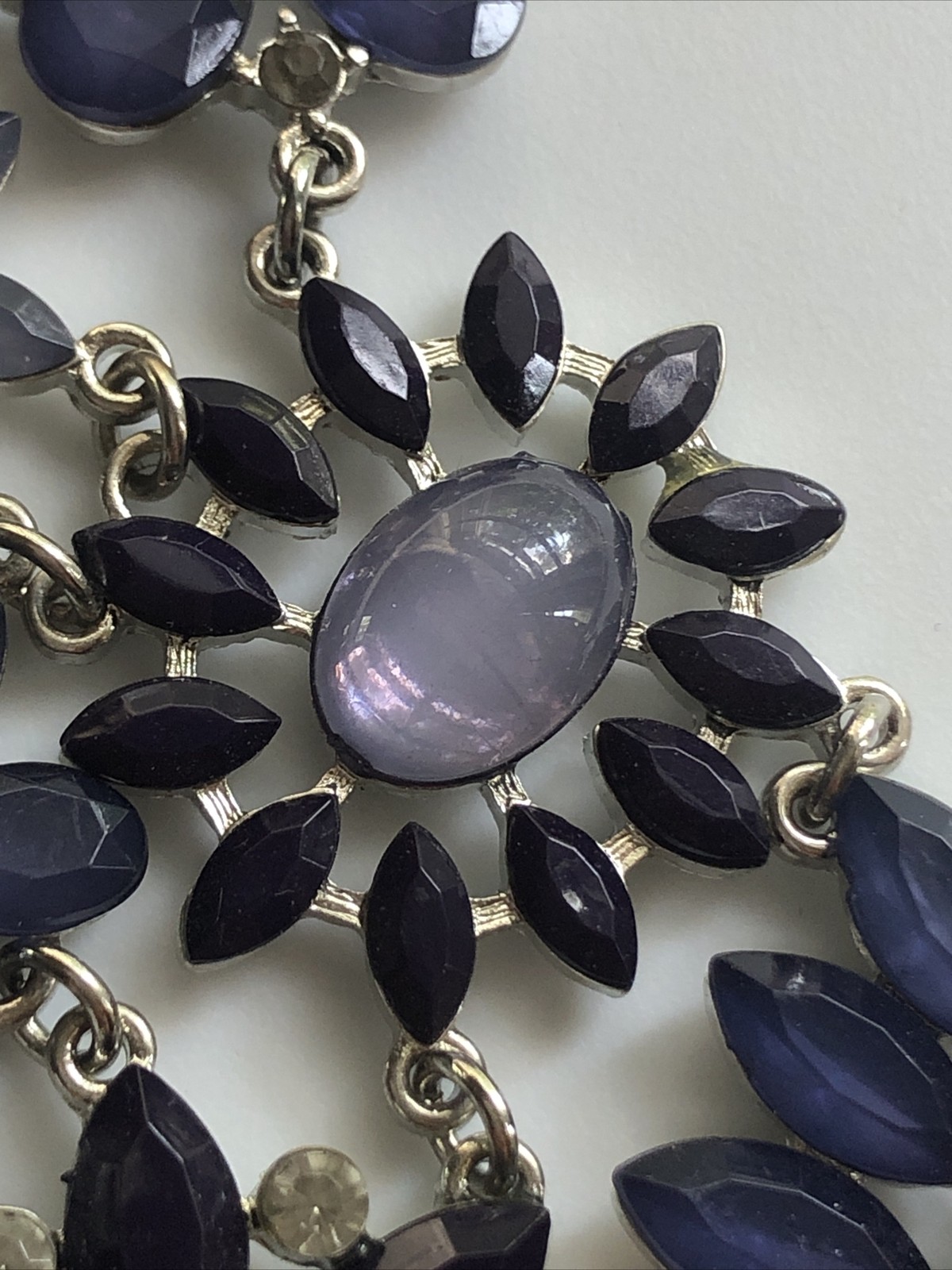 New York & Co Statement Jeweled necklace WITH FLAW Preowned Blue And Purple