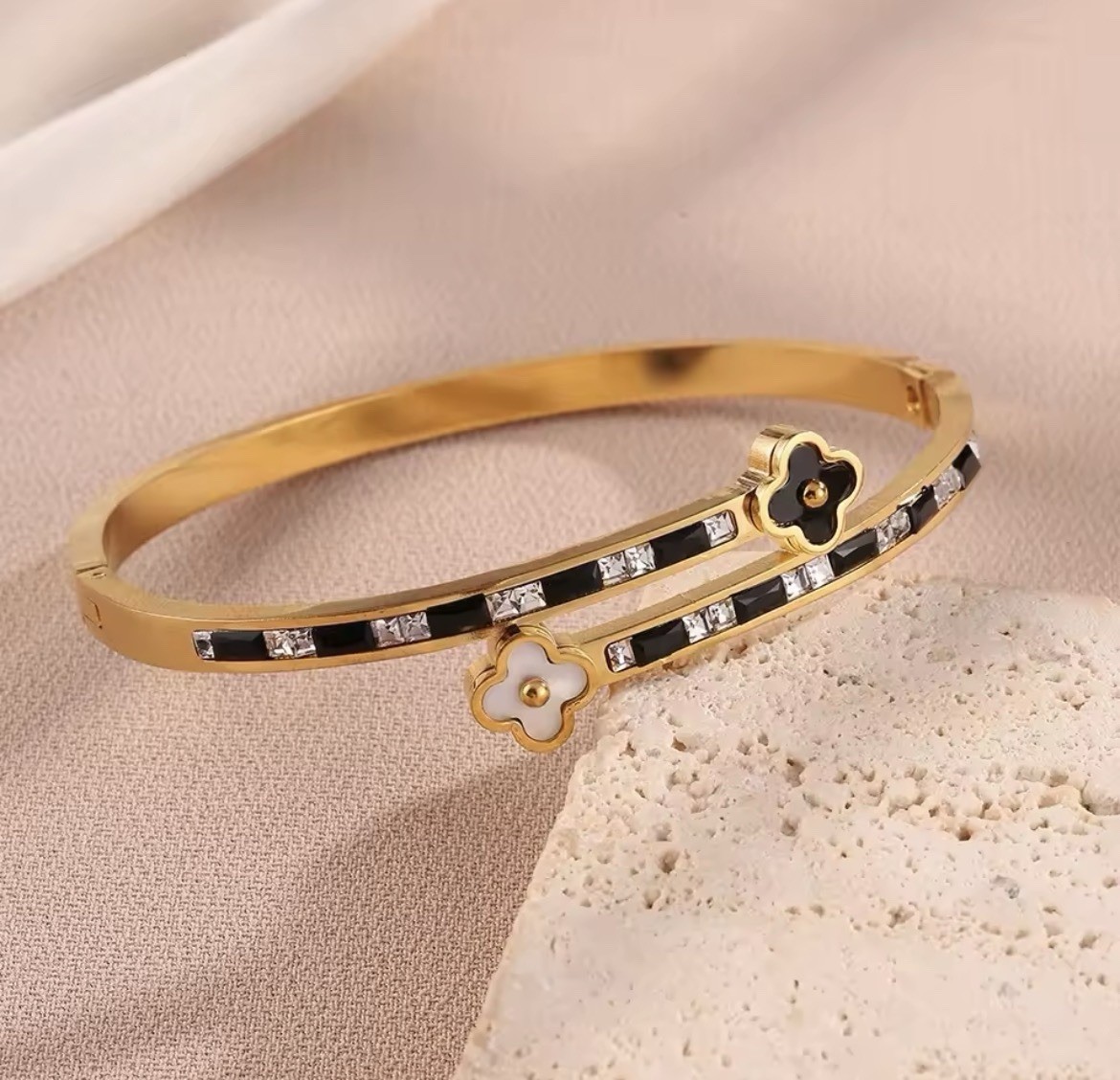 3pcs Stainless Steel Clover Flowers Bracelet gif For Women