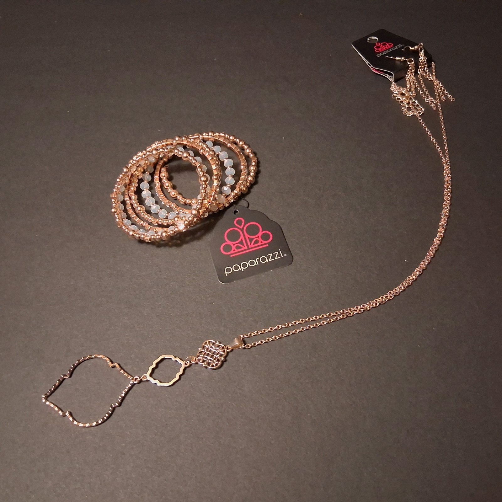 Best Pick Paparazzi- ICE Knowing You Bracelet (Color Rose Gold)