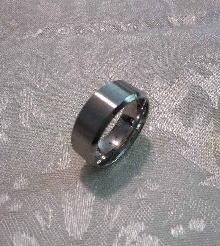 Men’s 8 mm wide, satin/matte finish, beveled edge stainless steel ring, size 9