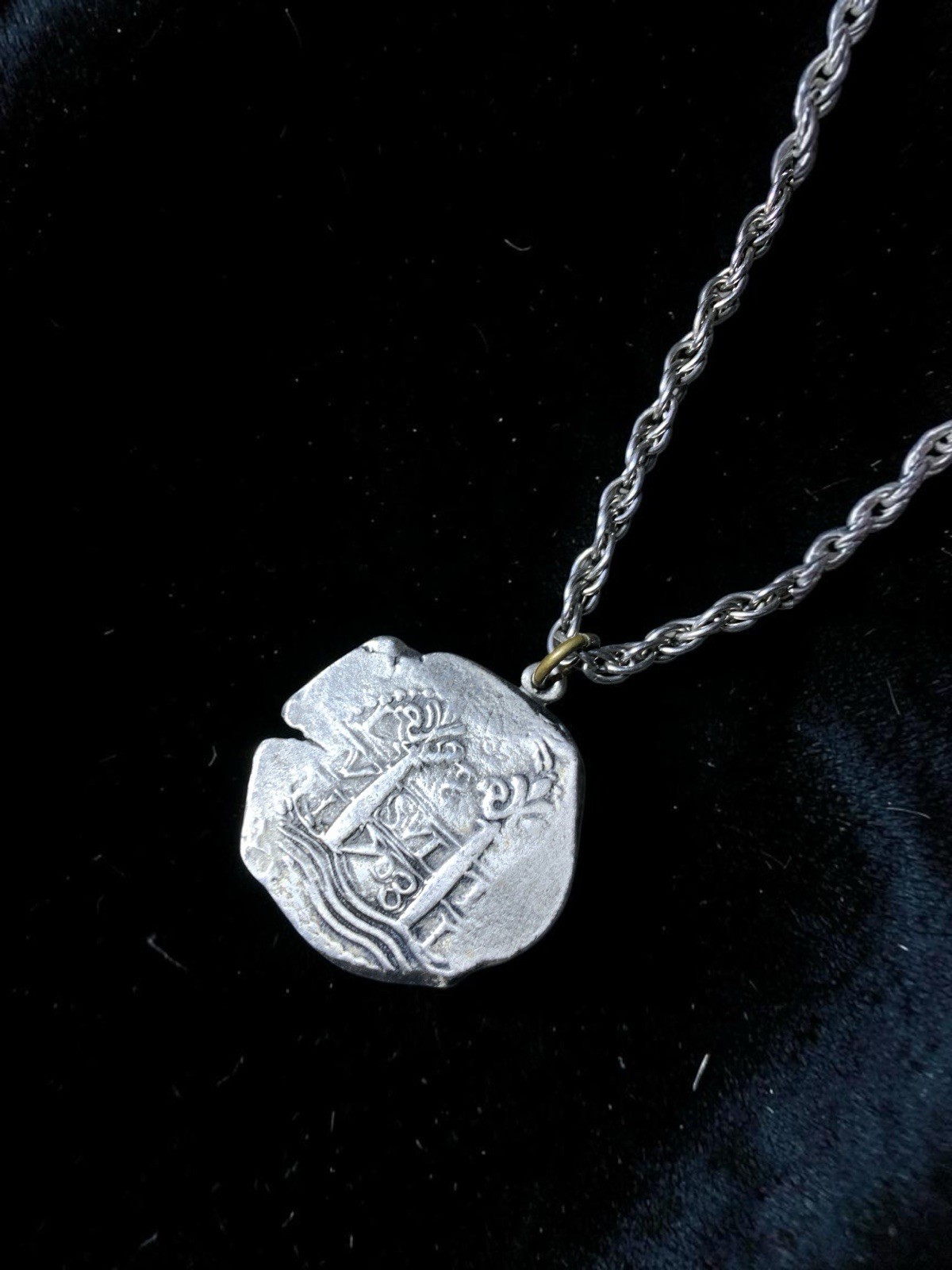Sterling Silver Atocha Shipwreck Replica Coin Pendant 3mm Rope Chain 30g Estate
