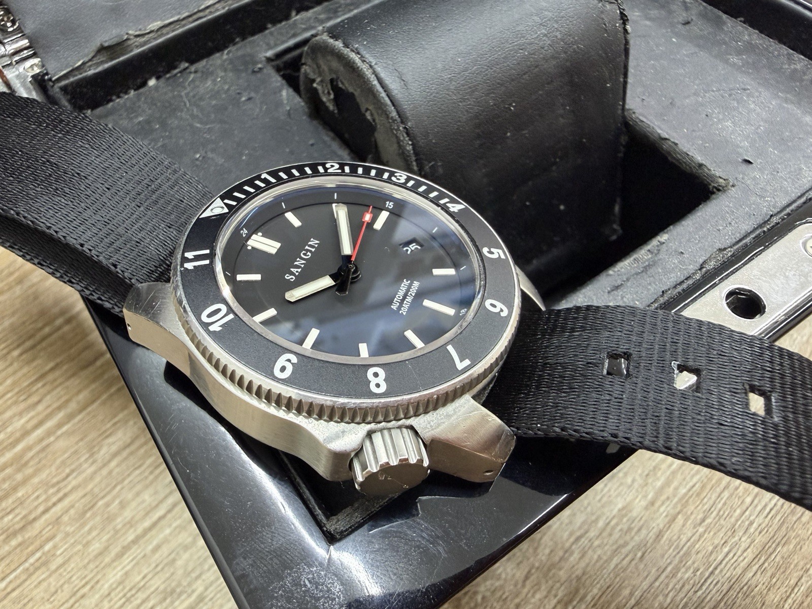 Sangin Instruments Atlas Automatic Watch BRUSHED Stainless Steel 20 ATM