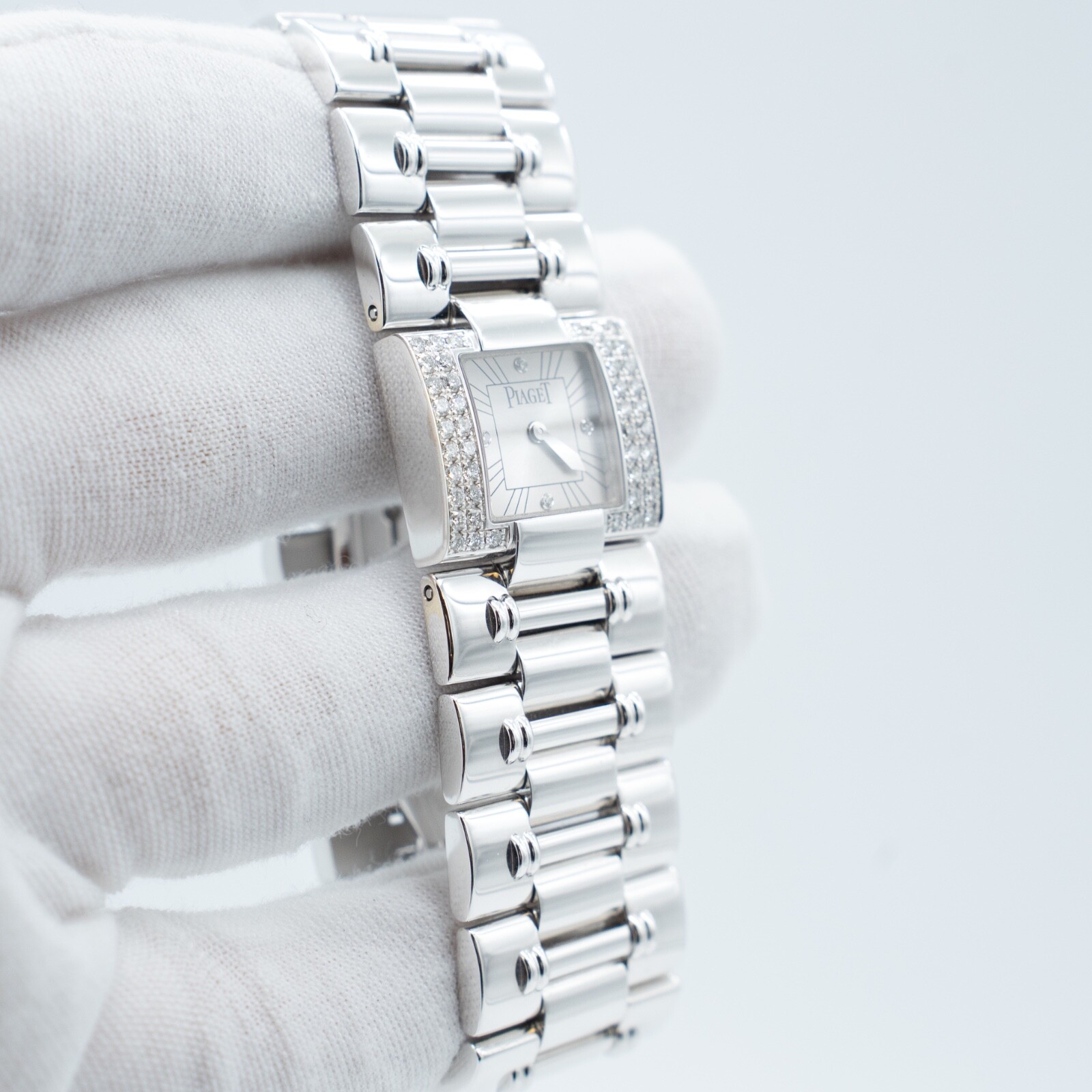 Piaget Dancer 18K Gold Bracelet Diamond Bezel Ladies Watch 50011 K83