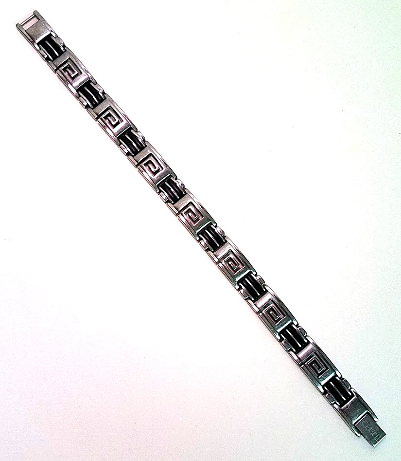 Chisel Stainless Steel Brushed and Black Rubber Inlay Greek Key 8.5″