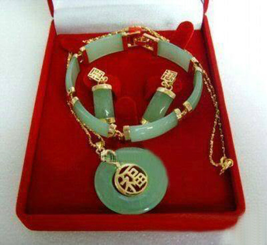 NATURAL GREEN JADE JADEITE CIRCLE DONUT PENDANT NECKLACE BRACELET EARRINGS SET