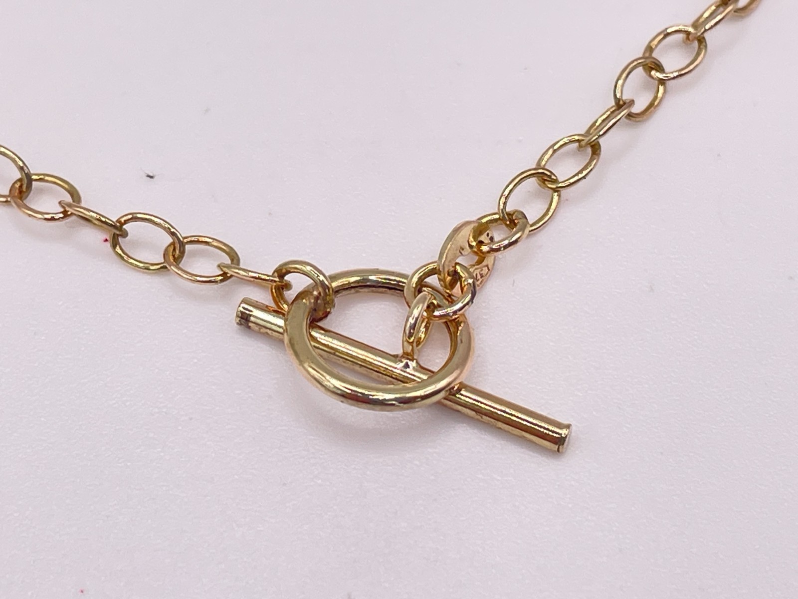 9ct Gold Hallmarked 7.5″ T-Bar Bracelet. Goldmine Jewellers.