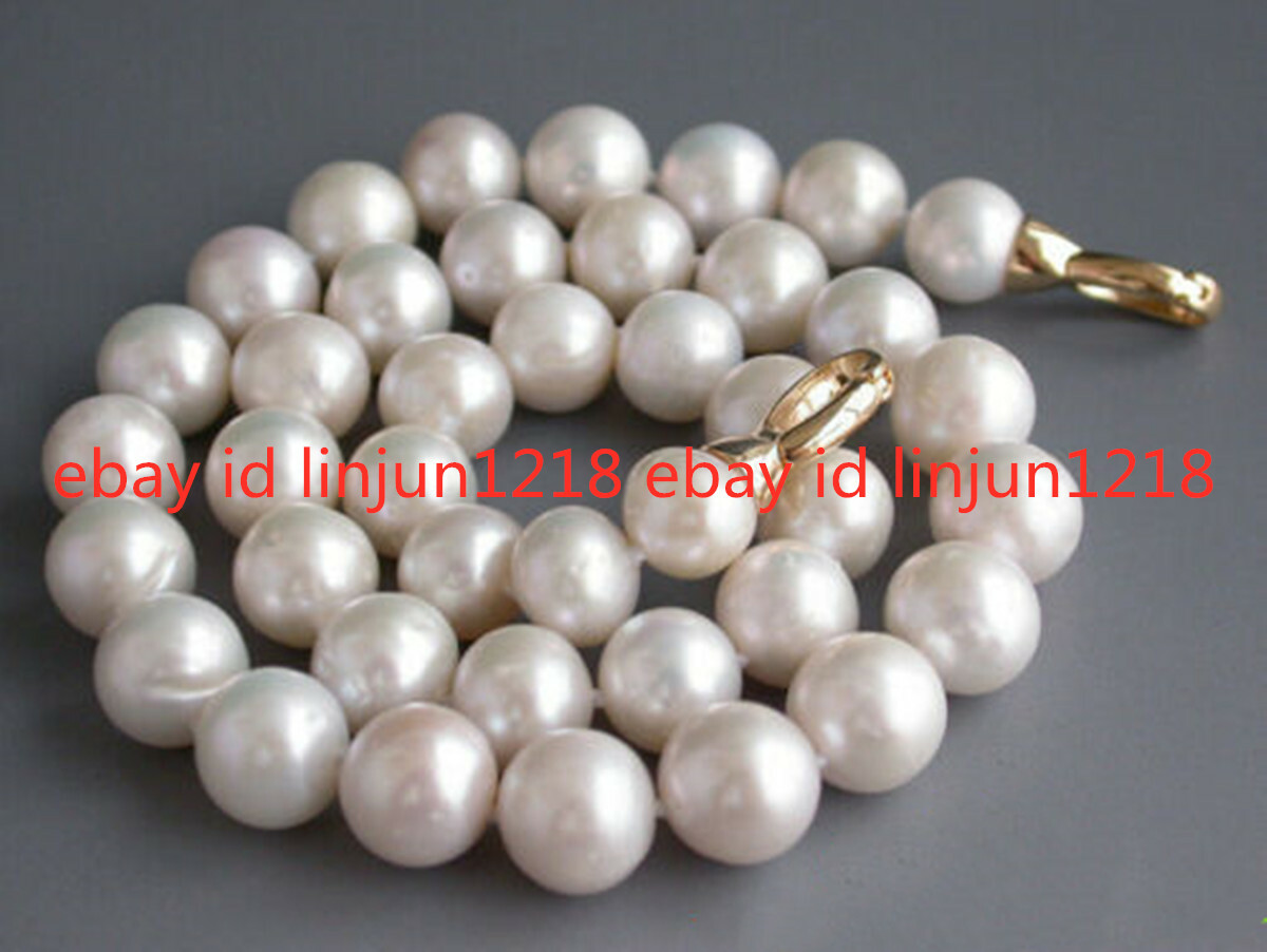 9-10mm ROUND WHITE FRESHWATER PEARL NECKLACE 18INCHES