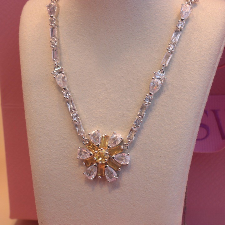Swarovski Crystal Idyllia Yellow Sunflower Necklace Earrings Bracelet Set