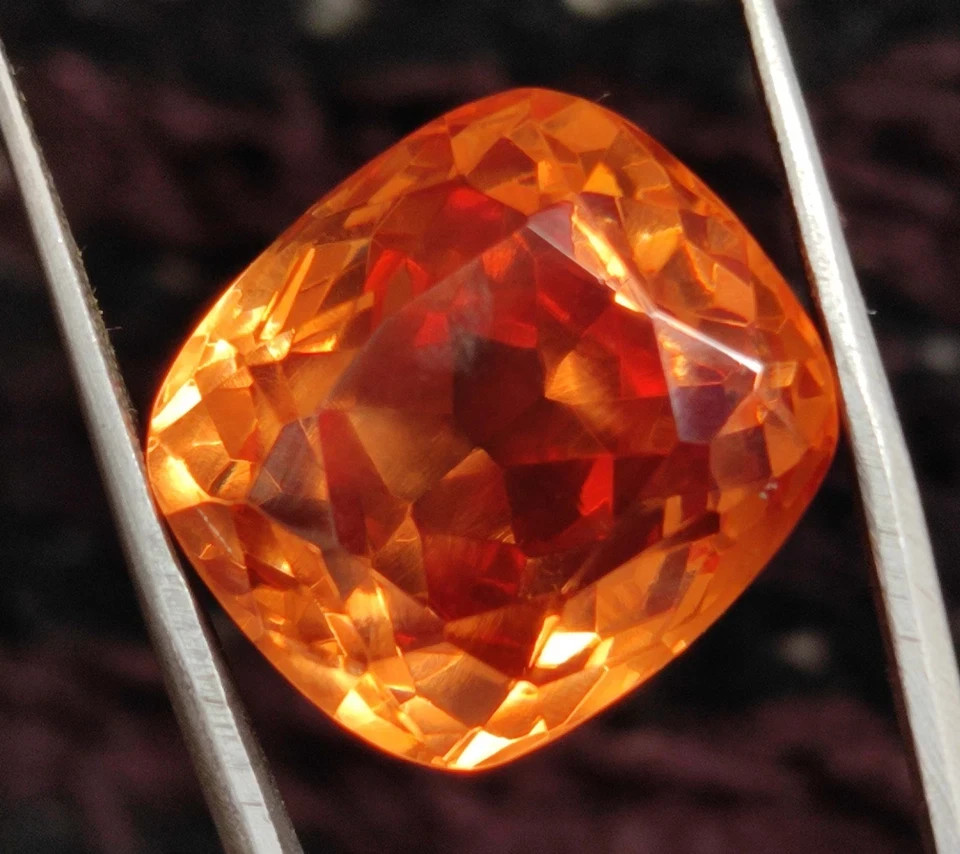 50 Ct Brown Flawless Certified Natural Cushion Shiny Zircon Loose Gemstone