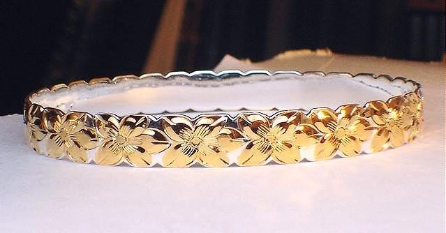 8MM BM HAWAIIAN 2-TONE 925 STER SILVER 14K YELLOW GP LEI PLUMERIA FLOWERS BANGLE