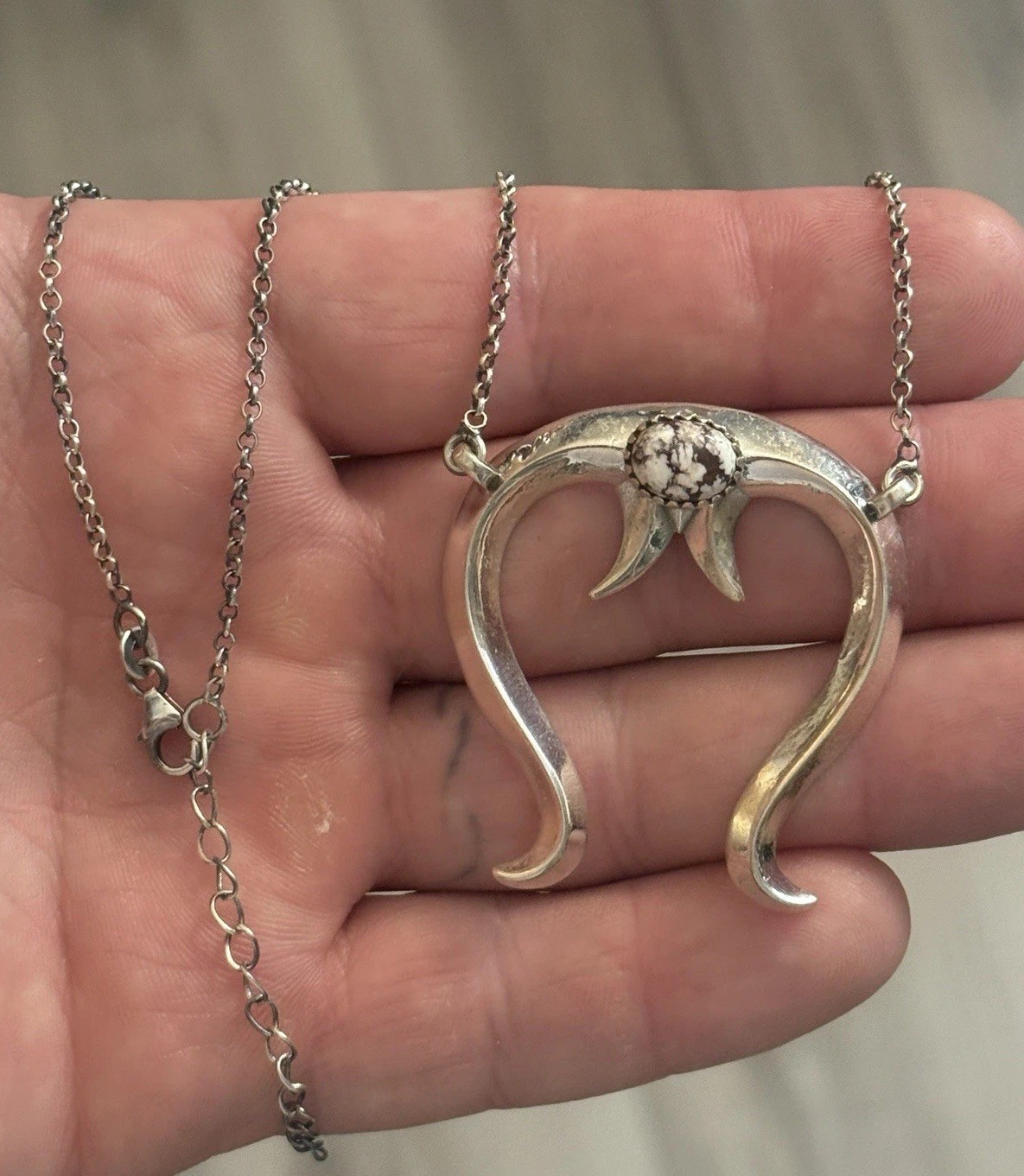 STERLING SILVER NATIVE AMERICAN SW WILD HORSE SOLID CAST NAJA NECKLACE ADJ .925