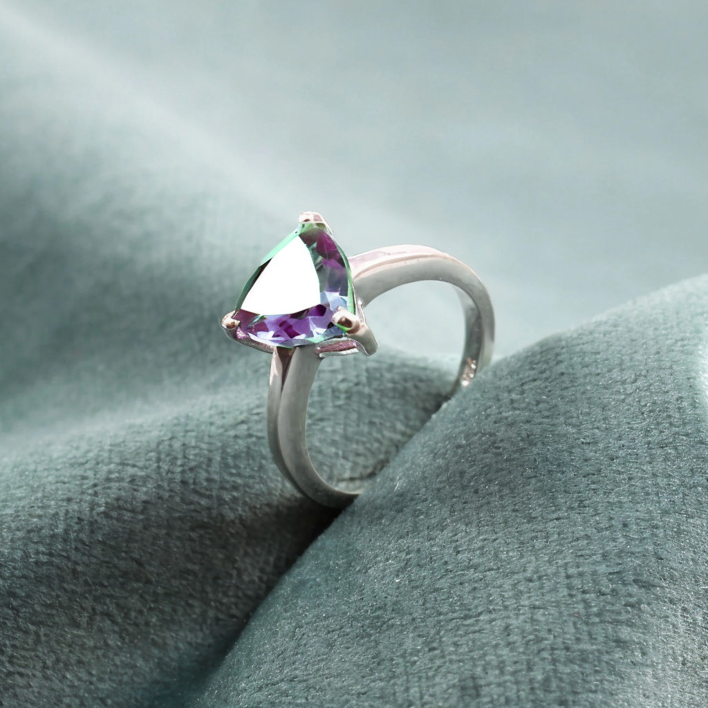 Certified 5 Ct Natural Alexandrite Trillion Gemstone Ring – Crafted 925 Silver