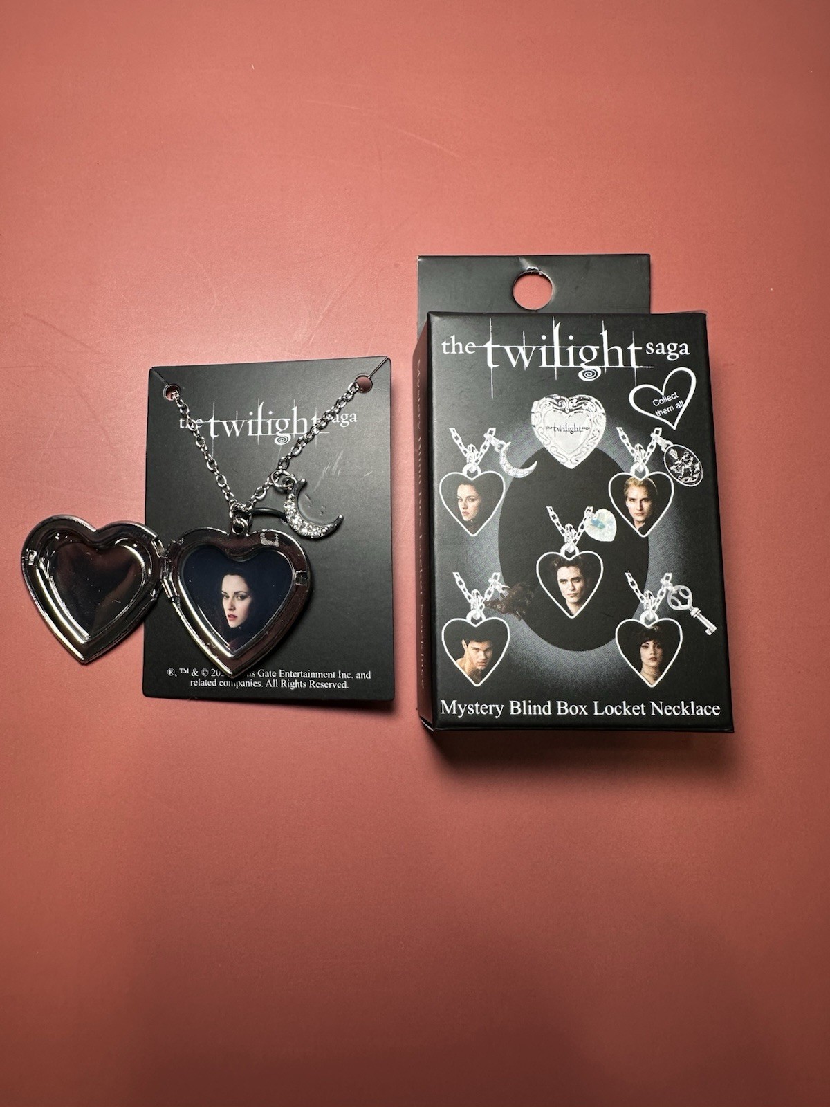 Twilight Saga Blind Box Heart Locket Necklace With Charm – Bella Swan