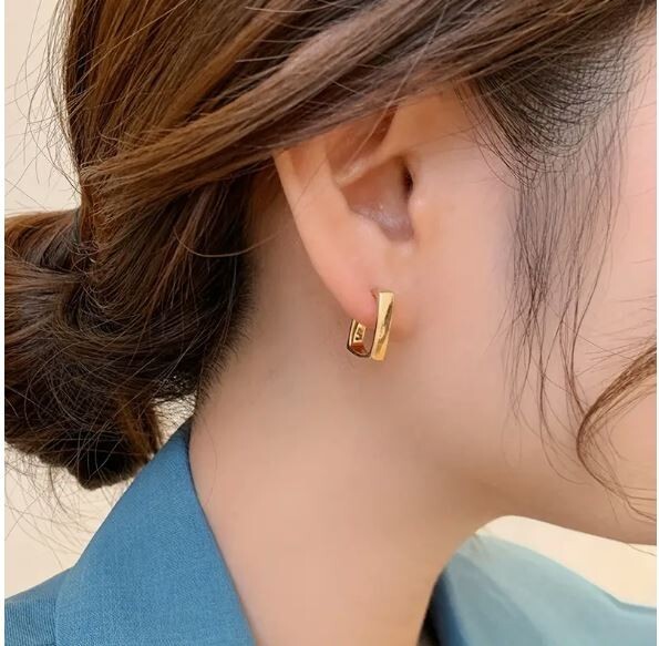 NEW VERY SMALL HUGGIE SQUARE ROUND HOOP EARRINGS YELLOW GOLD .50″ LIGHT WEIGHT
