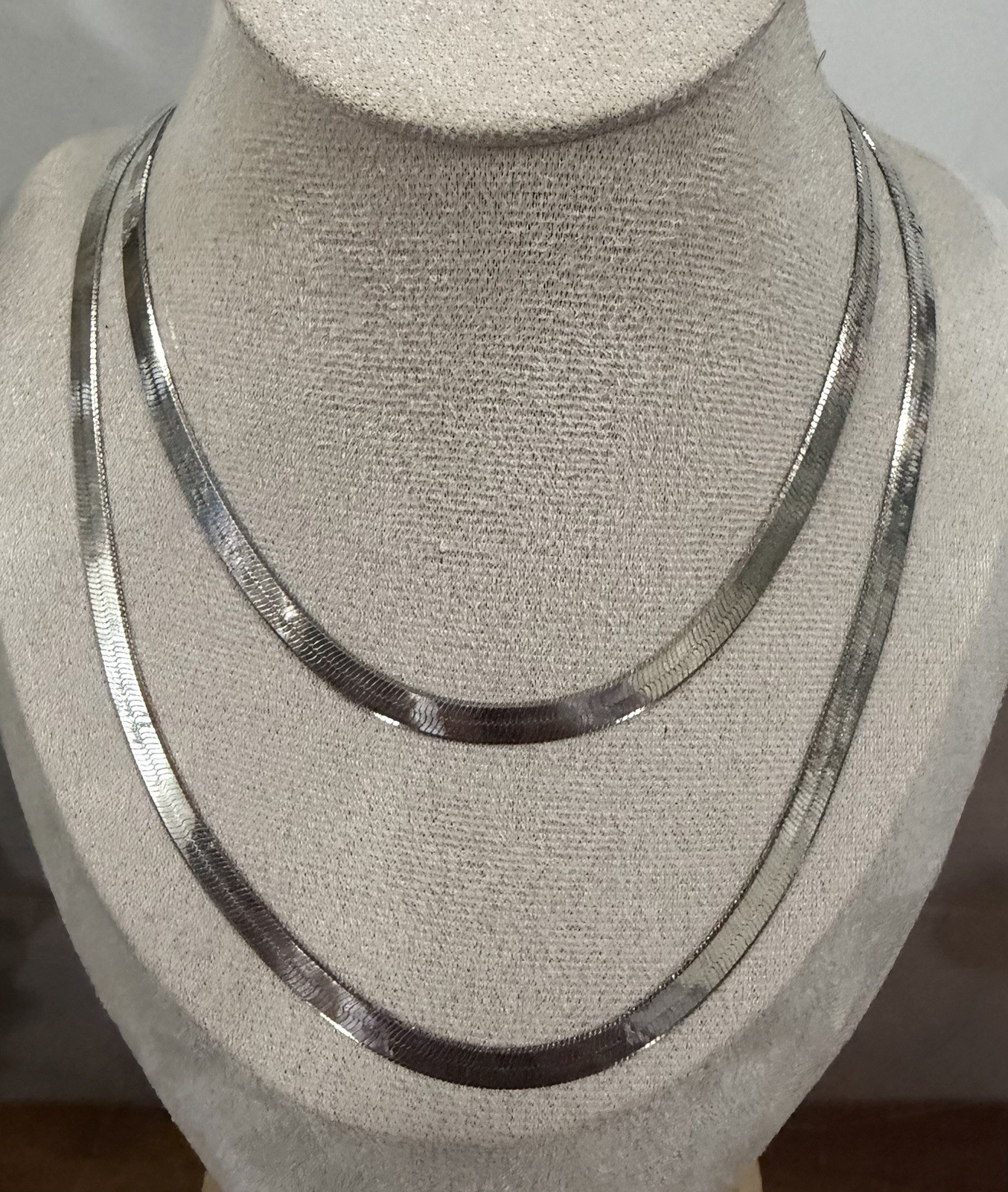 925 Sterling Silver Herringbone Chain Necklace. Made In Italy. L 30”