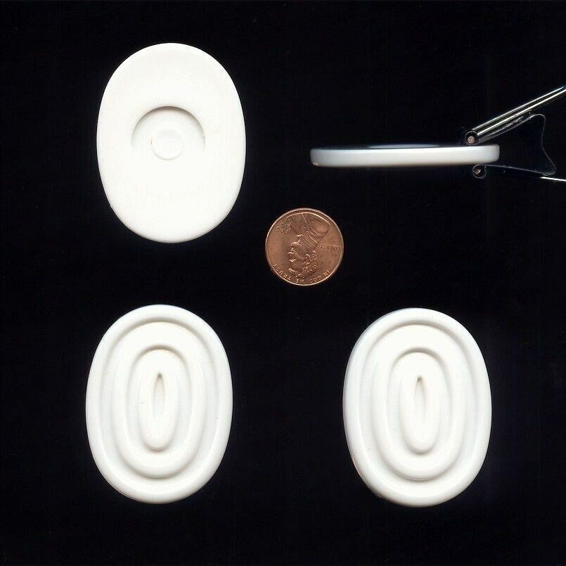 12 VINTAGE JAPANESE WHITE OVAL BULLSEYE 48x35mm. DECO CABOCHON PLAQUES G199
